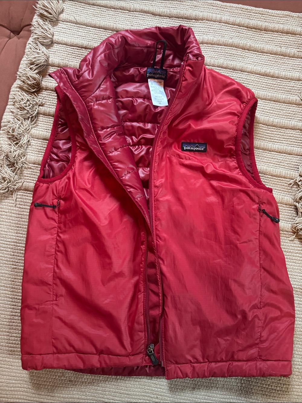 Patagonia nano puff vest cherry red polyester puffy LIKE NEW mens XS